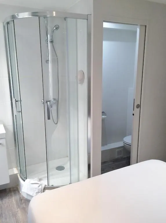 Savoy Szálloda 2*