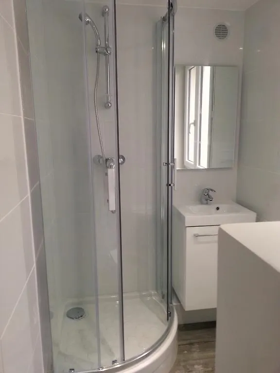 Savoy Szálloda 2*